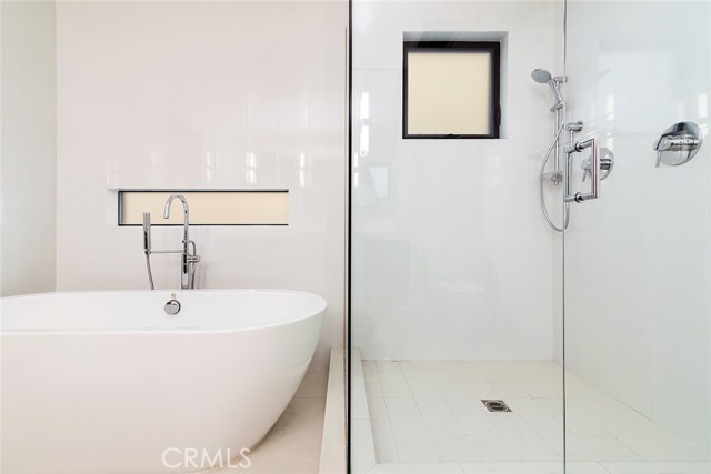 122 Manhattan Avenue, Hermosa Beach, California 90254, 3 Bedrooms Bedrooms, ,1 BathroomBathrooms,Residential,Sold,Manhattan,SB18007639