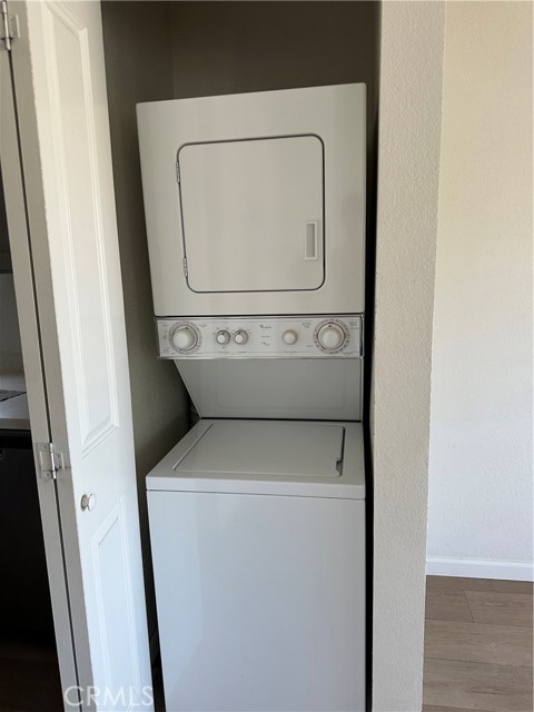 Detail Gallery Image 7 of 10 For 2312 Dominguez St a,  Torrance,  CA 90501 - 2 Beds | 2 Baths
