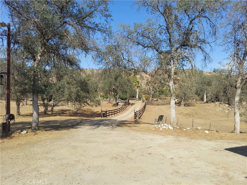 37963 Squaw Valley Road, Squaw Valley, CA 93675