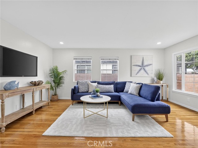 Image 8 of 43 For 3638 156th Street