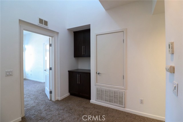 Detail Gallery Image 17 of 44 For 561 W Maple Ave, Orange,  CA 92868 - 3 Beds | 2/1 Baths