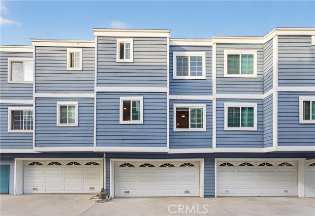 Detail Gallery Image 27 of 41 For 107 W Spring #C,  Long Beach,  CA 90806 - 2 Beds | 2/1 Baths