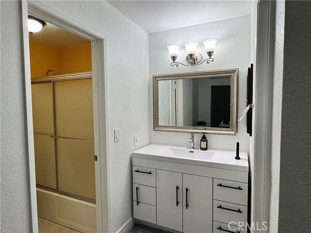 Detail Gallery Image 10 of 14 For 3093 Brea Bld #16,  Fullerton,  CA 92835 - 2 Beds | 2 Baths