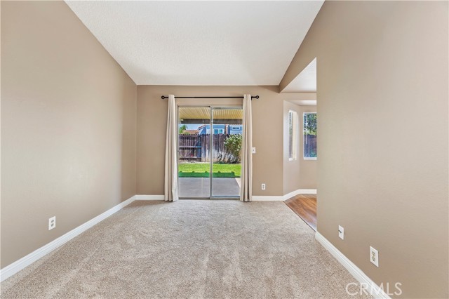 Detail Gallery Image 13 of 36 For 11860 Barclay Dr, Moreno Valley,  CA 92557 - 2 Beds | 2 Baths