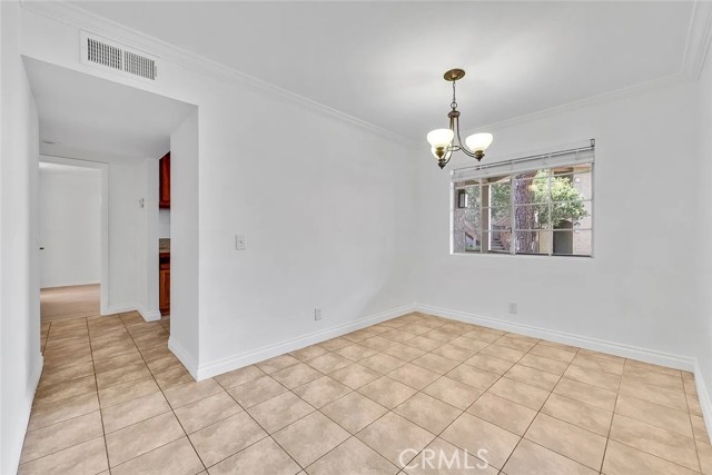 5320 Silver Canyon Rd, Yorba Linda CA: https://media.crmls.org/medias/317ed7c4-9bd6-44cb-8f66-f6a12c8e9b26.jpg