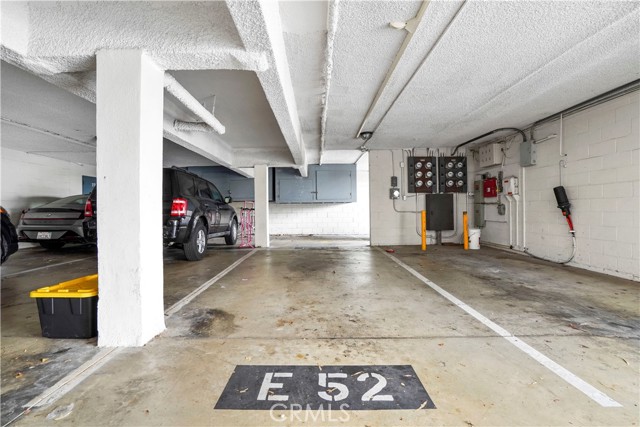 Two tandem parking spots near the unit and the laundry Two tandem parking spots near the unit and the laundry