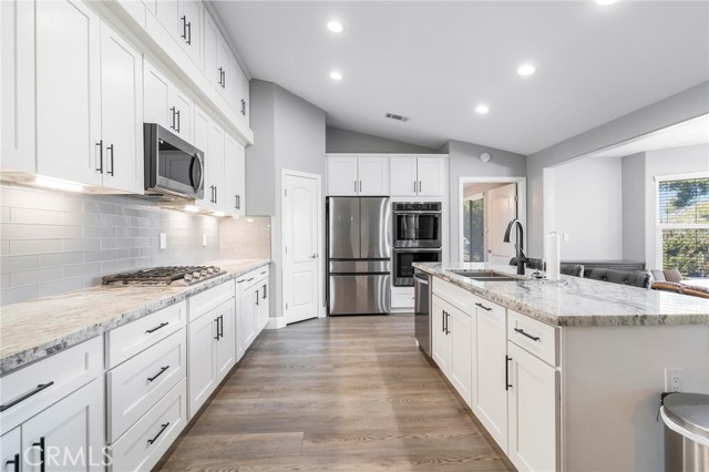 Detail Gallery Image 30 of 34 For 8925 Ave Buckthorn, Hesperia,  CA 92345 - 4 Beds | 3 Baths