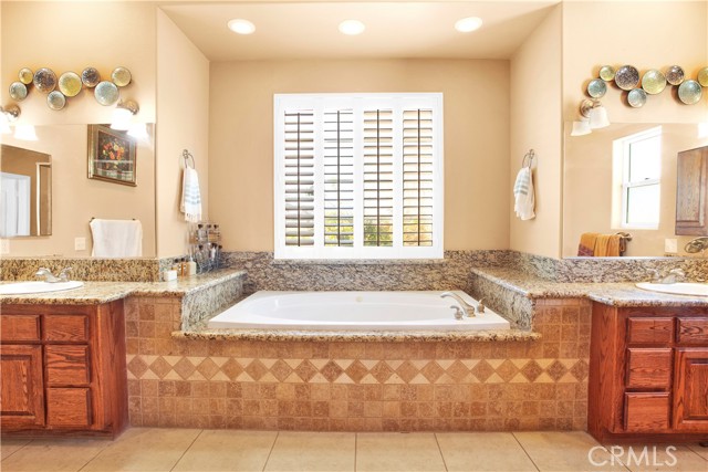Detail Gallery Image 22 of 52 For 8426 Garlock St, Hesperia,  CA 92344 - 6 Beds | 4/1 Baths