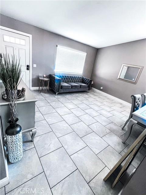 11576 Star Street, Adelanto CA: https://media.crmls.org/medias/3180aeb9-b4cd-4dc1-918c-48f3815d42be.jpg