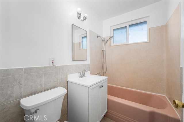 Detail Gallery Image 32 of 39 For 1001 Nicklett Ave, Fullerton,  CA 92833 - 4 Beds | 2 Baths