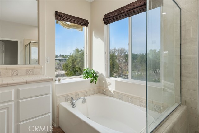 Detail Gallery Image 21 of 37 For 24125 Willowbrooke Ct, Valencia,  CA 91354 - 4 Beds | 3 Baths