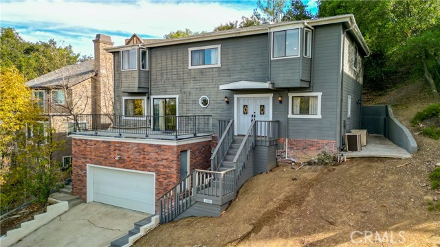 Detail Gallery Image 1 of 28 For 3530 Pansy Dr, Calabasas,  CA 91302 - 4 Beds | 4 Baths