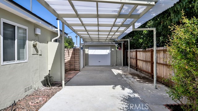 Detail Gallery Image 10 of 42 For 15841 Marlin Pl, Van Nuys,  CA 91406 - 2 Beds | 2 Baths