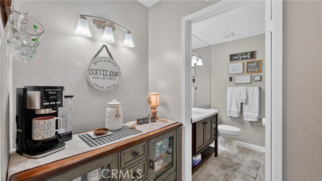 Detail Gallery Image 31 of 44 For 6624 E Leafwood, Anaheim,  CA 92807 - 4 Beds | 2/1 Baths