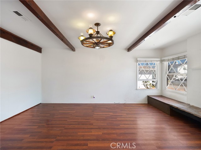 22933 Kent Avenue photo 7