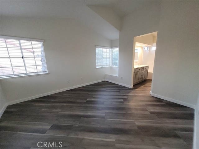 13611 Amanda Street, Fontana CA: https://media.crmls.org/medias/318727db-ca4a-433b-9f14-58033e1e27cd.jpg