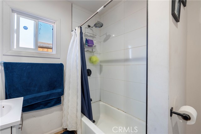 Detail Gallery Image 19 of 33 For 358 E 97th St, Los Angeles,  CA 90003 - 3 Beds | 2 Baths