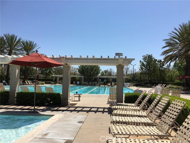 Detail Gallery Image 17 of 21 For 9 Whitworth St, Ladera Ranch,  CA 92694 - 3 Beds | 2/1 Baths