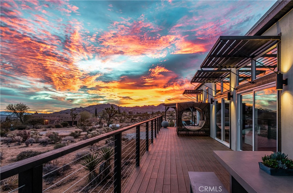 https://media.crmls.org/medias/318962c8-0482-4001-99da-64bd843237db.jpg?preset=X-Large