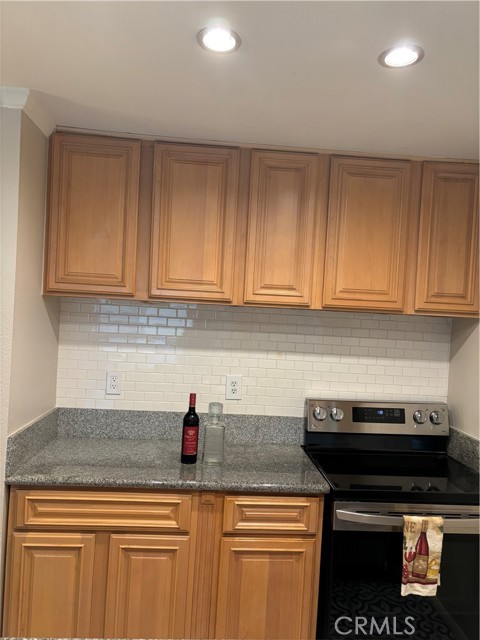 Detail Gallery Image 8 of 21 For 5585 E Pacific Coast Hwy #154,  Long Beach,  CA 90804 - 2 Beds | 2 Baths