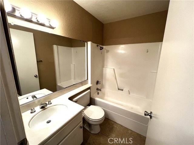 Detail Gallery Image 6 of 10 For 430 Sellers St #7,  Glendora,  CA 91741 - 2 Beds | 1/1 Baths