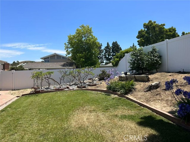 5072 Berean Lane, Irvine CA: https://media.crmls.org/medias/318a8c3b-da4d-4301-bedf-c3fe1fc52be6.jpg