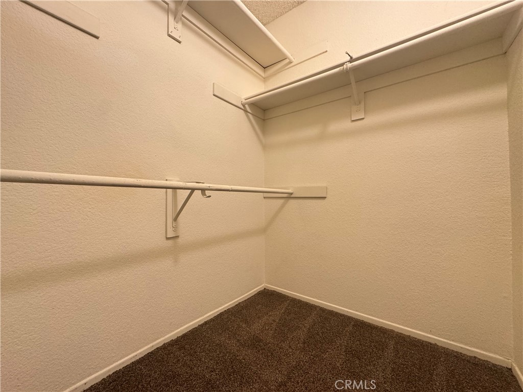 https://media.crmls.org/medias/318ac8a0-38a2-4fcb-a5c4-dd8df3f74395.jpg?preset=X-Large