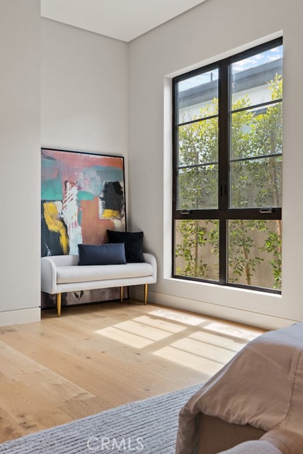 5727 Cahill Avenue, Tarzana CA: https://media.crmls.org/medias/318bcb4b-8933-463e-b833-acd716d518a1.jpg
