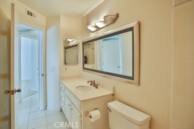 Detail Gallery Image 36 of 45 For 26342 Forest Ridge Dr 1f,  Lake Forest,  CA 92630 - 2 Beds | 2 Baths