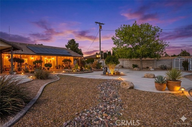 Detail Gallery Image 35 of 56 For 19985 Red Feather, Apple Valley,  CA 92307 - 3 Beds | 2/1 Baths