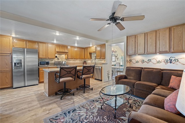 Image 14 of 70 For 11361 Foxglove Lane