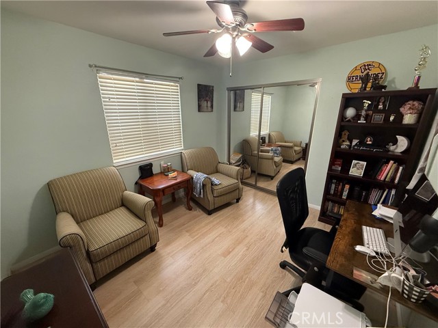 21275 Pocomoke Court, Apple Valley CA: https://media.crmls.org/medias/318d3732-3189-4d8c-a7a2-f5cdddb7133a.jpg