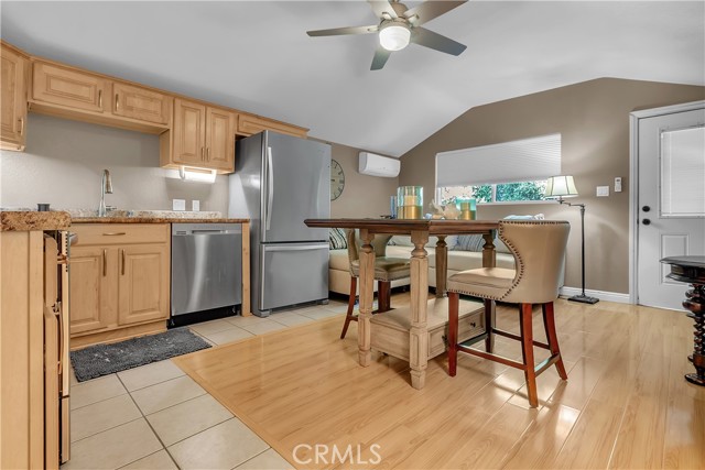 959 Rodeo, Fullerton CA: https://media.crmls.org/medias/318dfa3a-1dab-4488-9414-5eae7a098fde.jpg