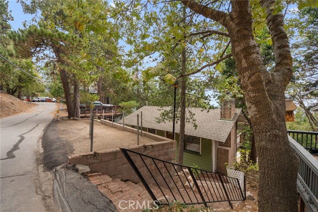 31669 Panorama, Running Springs, CA 92382