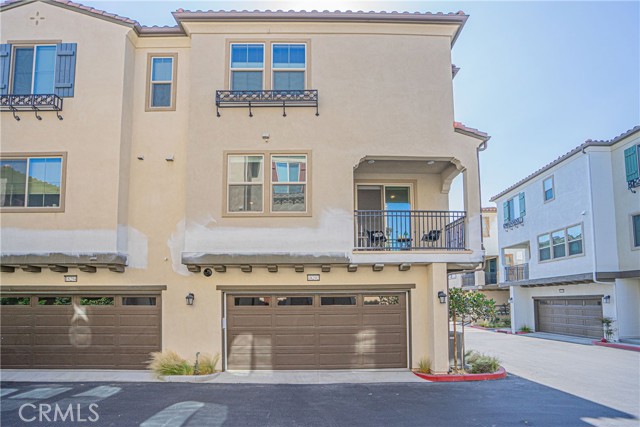 18292 Iris Lane, Yorba Linda CA: https://media.crmls.org/medias/318e2fd0-c9d6-4648-adba-31994ada53c9.jpg