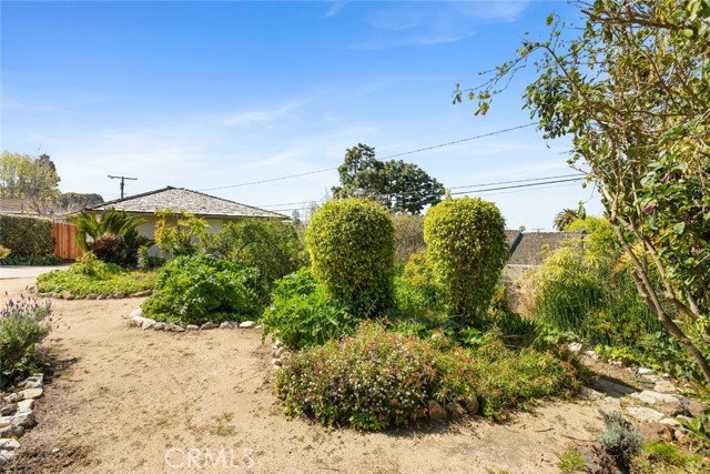 2617 Via Carrillo, Palos Verdes Estates, California 90274, 3 Bedrooms Bedrooms, ,3 BathroomsBathrooms,Residential,Sold,Via Carrillo,PV23041912