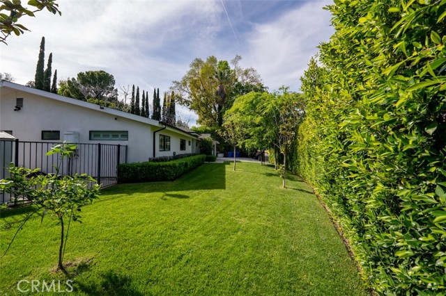 Detail Gallery Image 56 of 66 For 12031 Bradford Pl, Granada Hills,  CA 91344 - 3 Beds | 3/1 Baths