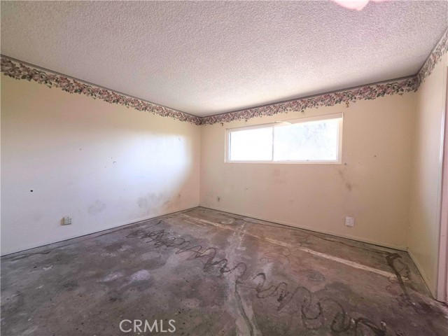 Detail Gallery Image 32 of 33 For 25845 Holly Vista, San Bernardino,  CA 92404 - 3 Beds | 2 Baths