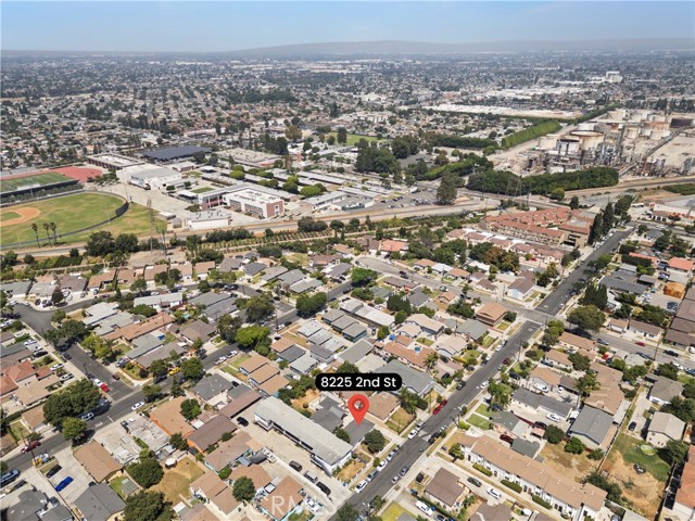 Detail Gallery Image 12 of 34 For 8225 2nd St, Paramount,  CA 90723 - – Beds | – Baths