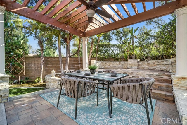 2938 Arboridge Ct, Fullerton CA: https://media.crmls.org/medias/3190d902-b188-49fa-9398-13886f1c9c69.jpg