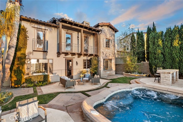 Detail Gallery Image 14 of 39 For 33 Tall Hedge, Irvine,  CA 92603 - 3 Beds | 3/1 Baths