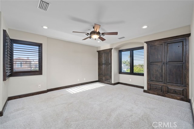 212 Baltimore Avenue, Huntington Beach CA: https://media.crmls.org/medias/3192783e-7555-4ac9-bb69-c1a8d62ad1ee.jpg