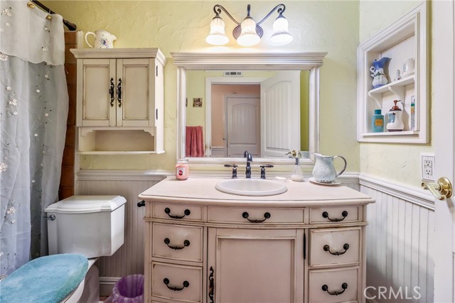 Detail Gallery Image 26 of 59 For 2490 Michigan, Claremont,  CA 91711 - 4 Beds | 2 Baths