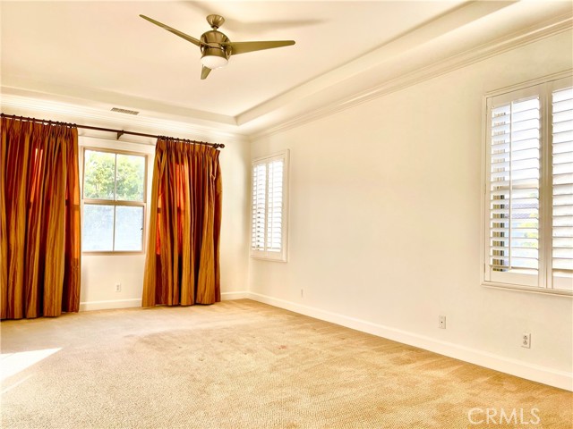 Detail Gallery Image 4 of 6 For 40 Tall Cedars, Irvine,  CA 92620 - 3 Beds | 2/1 Baths