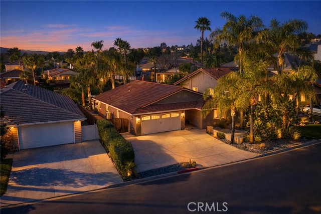 Detail Gallery Image 2 of 58 For 30205 Channel Way, Canyon Lake,  CA 92587 - 3 Beds | 2 Baths