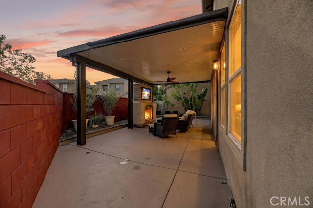 Detail Gallery Image 3 of 58 For 40265 Danbury Ct, Temecula,  CA 92591 - 3 Beds | 2/1 Baths