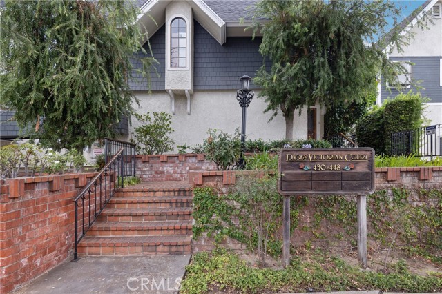 Detail Gallery Image 27 of 30 For 434 S Los Robles Ave #4,  Pasadena,  CA 91101 - 2 Beds | 3 Baths