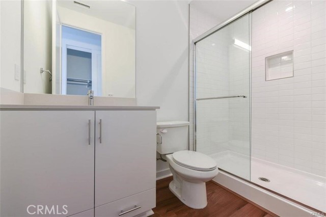 Detail Gallery Image 10 of 20 For 331 Placemark, Irvine,  CA 92614 - 2 Beds | 2/1 Baths