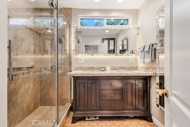 Detail Gallery Image 21 of 55 For 5624 Faust Ave, Woodland Hills,  CA 91367 - 3 Beds | 2 Baths