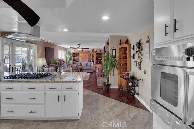 Detail Gallery Image 15 of 44 For 16750 Canyon View Dr, Riverside,  CA 92504 - 4 Beds | 2 Baths